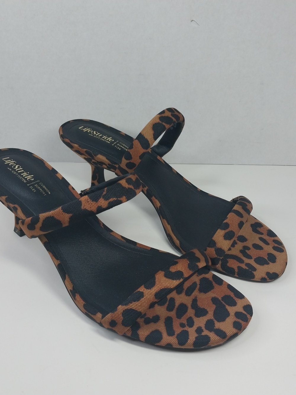 LifeStride Nalani Leopard Print Womens Sandals Size 10 Mod Wife Heels Shoes